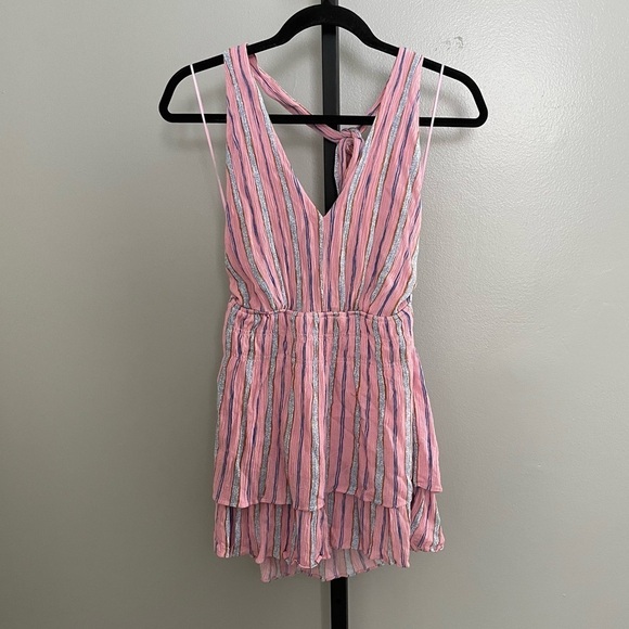 Day & Moon V Neck Smocked Striped Mini Dress Romper Size Small - Picture 1 of 5